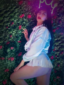 Public de Sweett_Storm_  4 Imagens