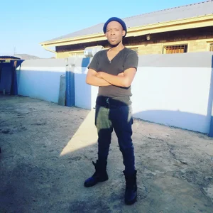 TinnyVsGiant Public Pic 3