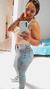 Me de CelesteVega33  4 photos