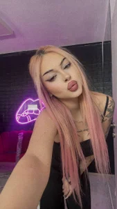 ValerieIce Get to know me Pic 8