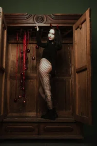 Devil's alluring