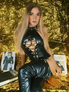 QueenNathaliaTS Public Pic