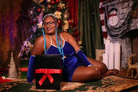 may_storm Merry christmas ✨🩵 Gambar 5