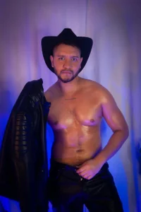 Public de HARRY_RAMIREZ  2 photos