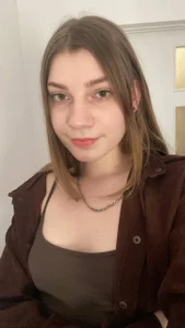 pure_radiance1 just me 🤪 Foto 3