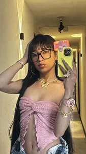 Hi love , Do you like how I look with glasses? 👓💖 de Alahia_pink_ Foto 6