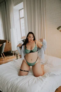 AnitaMays my photoshoot Pic 2