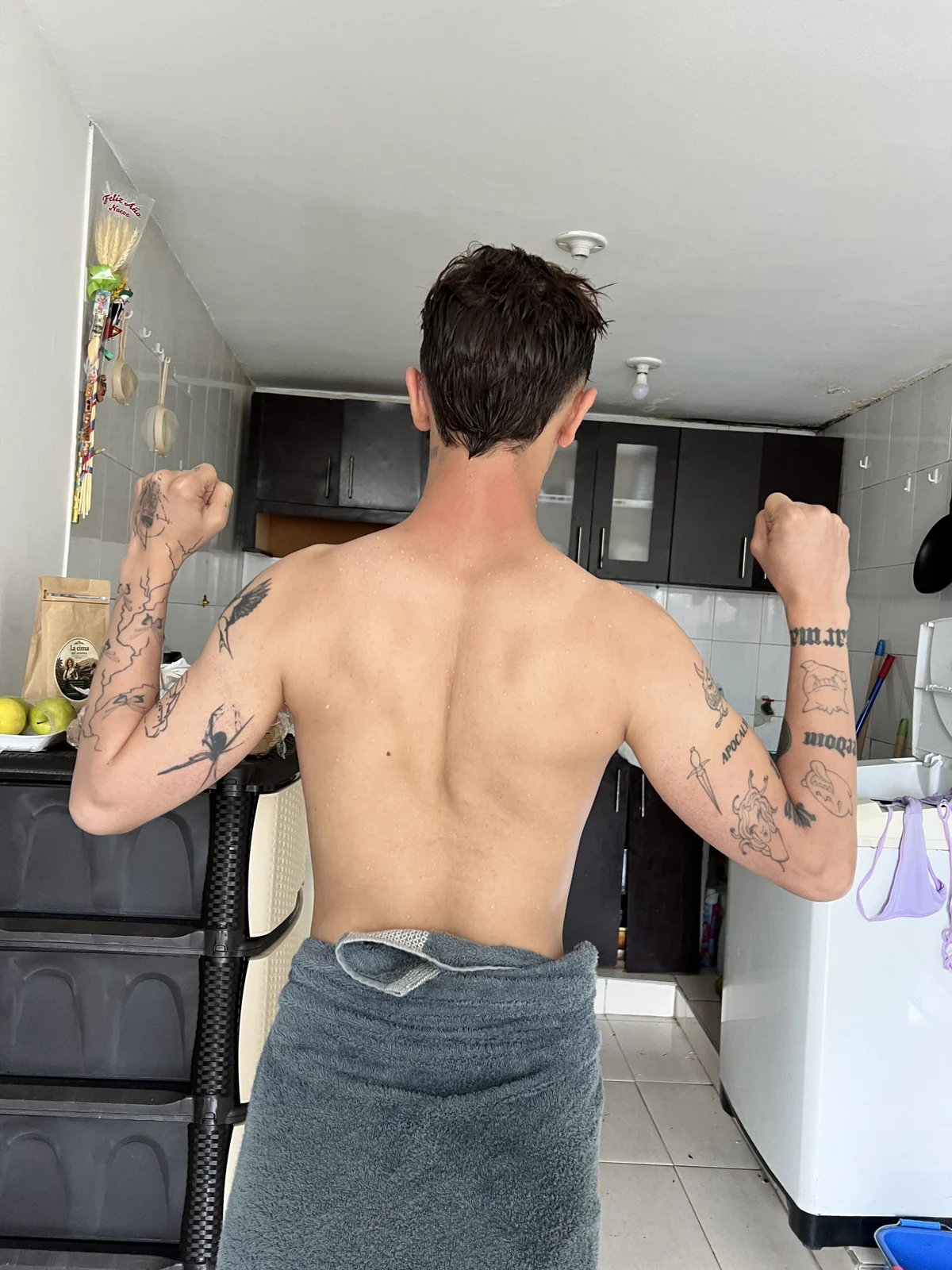 Foto em tendência de Timothy_ros 14