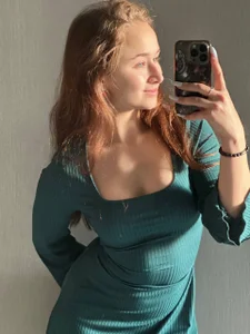 Julie_Lamb Public Bilde 8