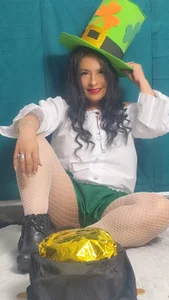 Kendra-FoxxySt. Patrick's Day Bild 3