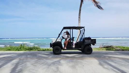 Gabriela_BrownGabby in moments happy Bild 2