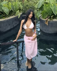 Auroraa_x1のFLORESCENCEの 2枚の写真