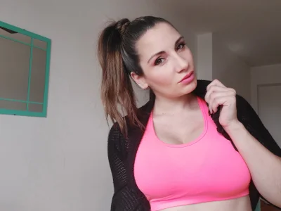 MilfAngelQueen Public Foto 6