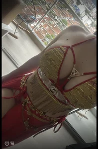 Public od Madellyn_Arabic  2 snímek