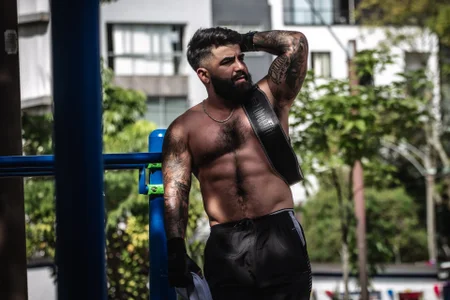 Lyon_vach: León gym ( 5 фото)