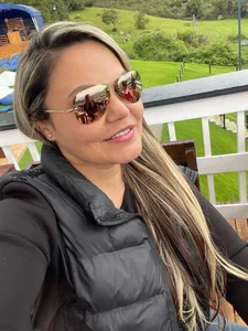 My life de IsabellaLuxeXXX  2 Imagens