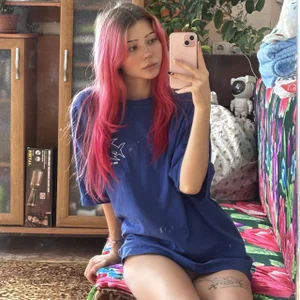 Zdjęcia SweetStarletSofi Do you think I’m cute?😇😇:  2