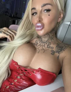 ScottishTattooGlamour's XXX Nude Photo 1