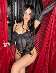 alisonnwalker2025 Shoot an arrow into my heart Pic 5