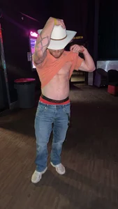 convictedfelon96 Public Foto 2