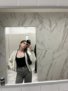 LeanneDinkle spring vibe Pic 4