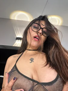 KatlynRous: Naugthy Vampire?:) ( 5 фото)