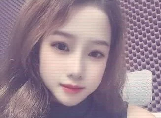 Eoeo-888 Public Pic 2