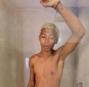 Public de hot_boy124  5 Imagens