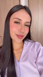SQueen_ Public Pic