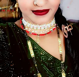 Hotcouplepriya Public Pic 2