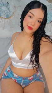 IssabelVega Public Foto 3