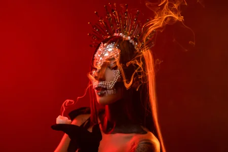 AilishBenson Halloween 🎃🎃 Pic 3