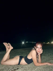 hottie_trixie Public  3. fénykép