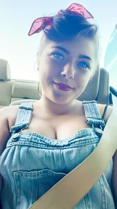 Lucycherryoff ✨ Pic 2