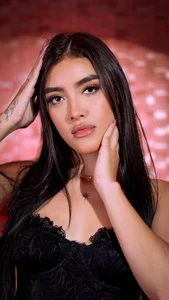 _mia_rossiのGood night my loves 👅🍒😘の 4枚の写真