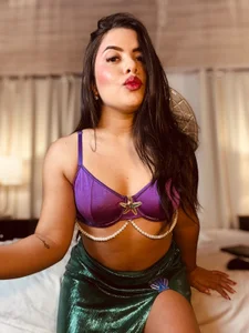 Isabella_Rios_ Enchanting Mermaid 💗✨  4. fénykép