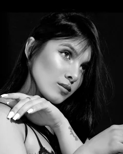 Isabella_francoo Back to Black Pic 5