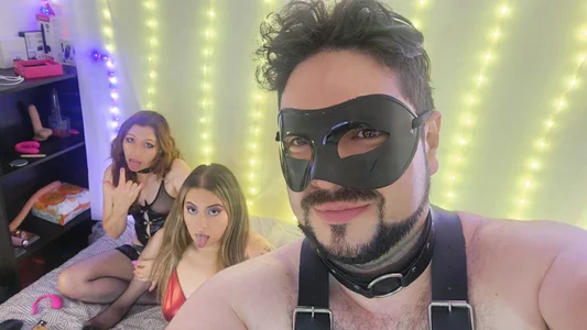 FatalAllure_TrioGoddess Worship / Foot Domination🖤💥🖤💥 Bild 2