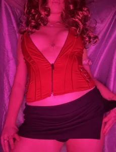 HydratedAndHrny Little Ol Me !🍑🍒💦💦💦 slika 2