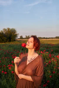 valeriarawIn the poppy field Bild 2