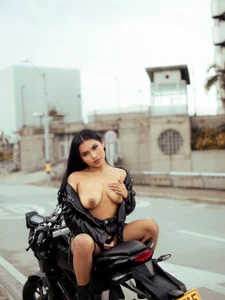 EliseBelmort 🔥 Foto 2