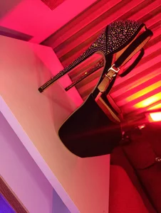 MiluandMIke sexy and sparkly heels Pic 3