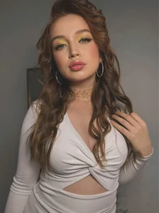 Hanna__Montanna Public Pic