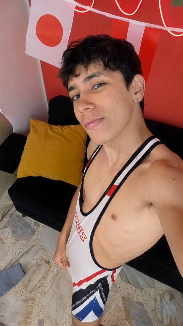 Neo_Twink Trending Pic 1097