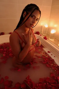 Raven_stonee01 LOVE IN ROSES💝  6টি ছবি