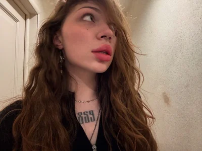 Damsel__ Public 圖片