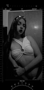 Valery7rose_ Public صورة واحدة|Valery7rose_ Public صورتان|Valery7rose_ Public  2 صور|Valery7rose_ Public  2 صورة