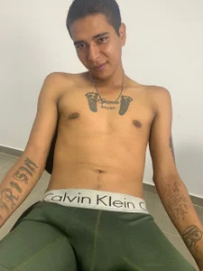 Axelgaell kullanıcısının BROWN WITH BIG COCK albümü -  fotoğraf