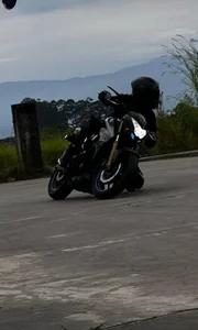LiamRiders Public Pic 2