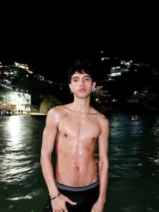 Angelligth beach at night 圖片